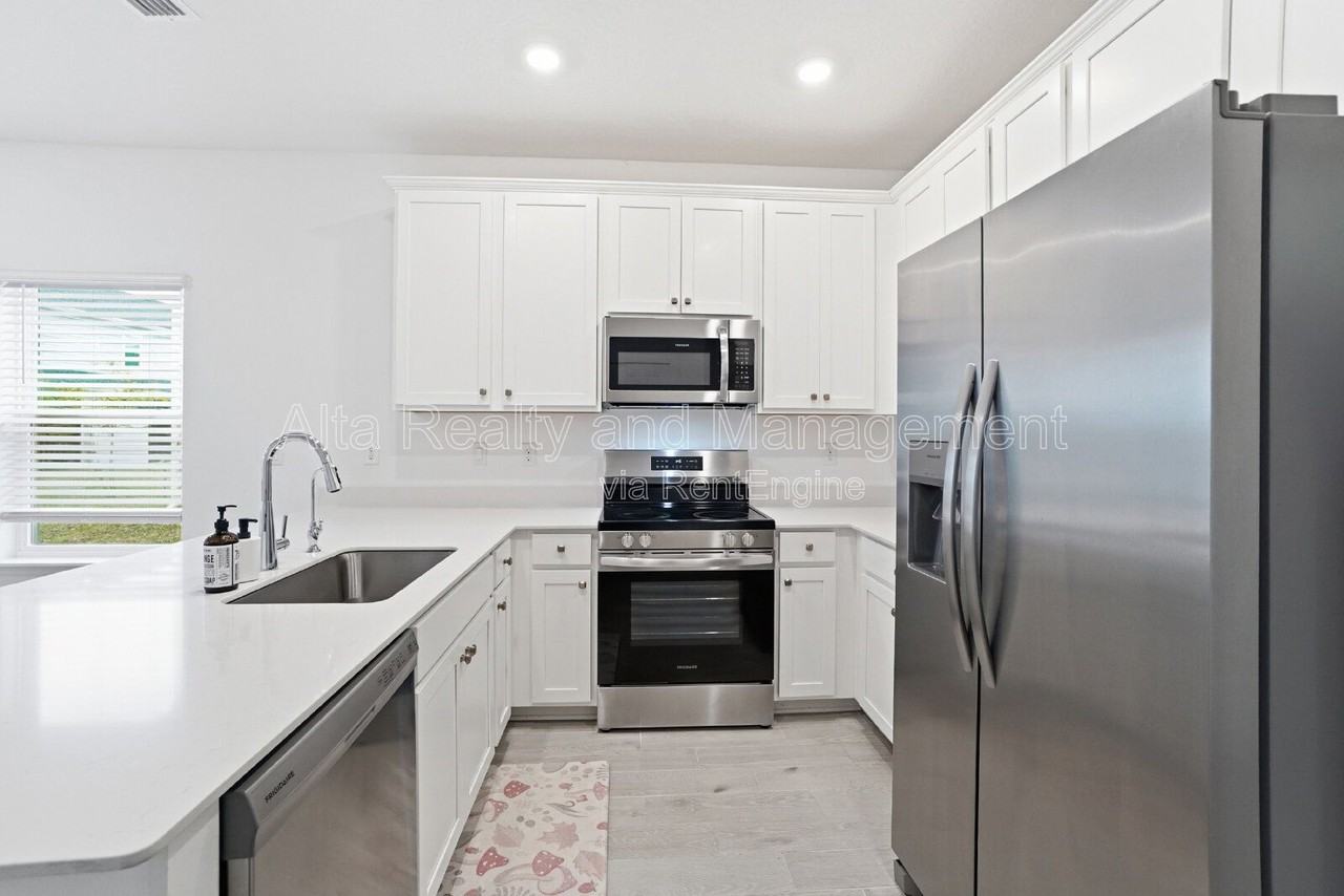 3976 Ornamental Ln - Photo 7 of 25