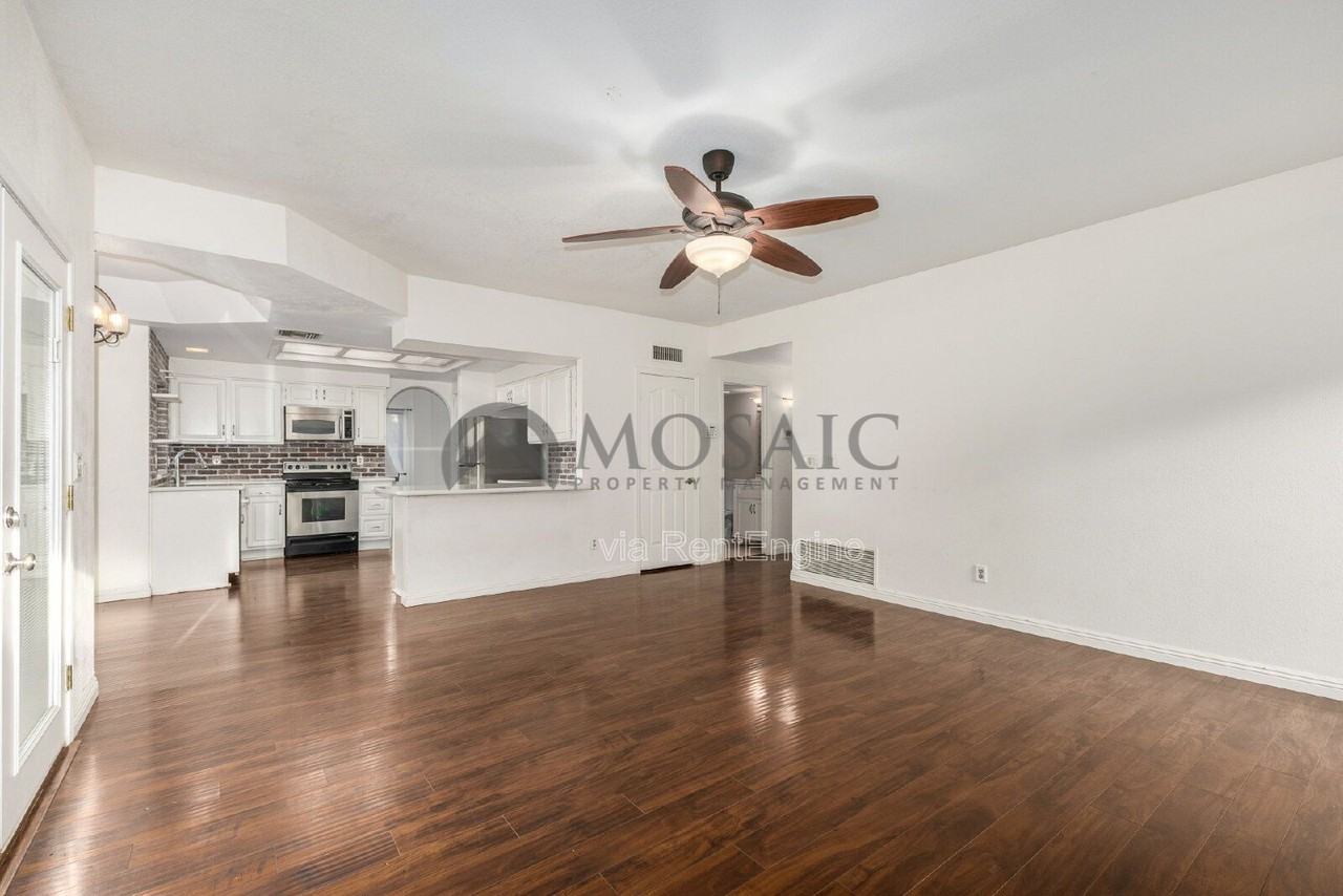 634 E Century Ave - Photo 6 of 28