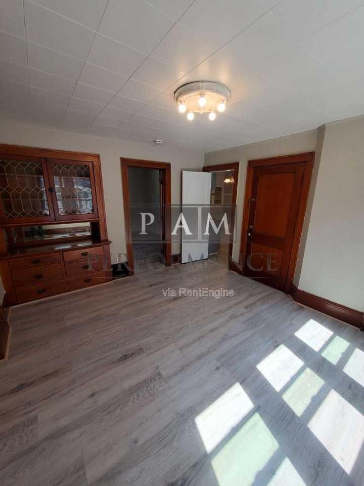 1120 S 56th St #22 - Photo 7 of 18