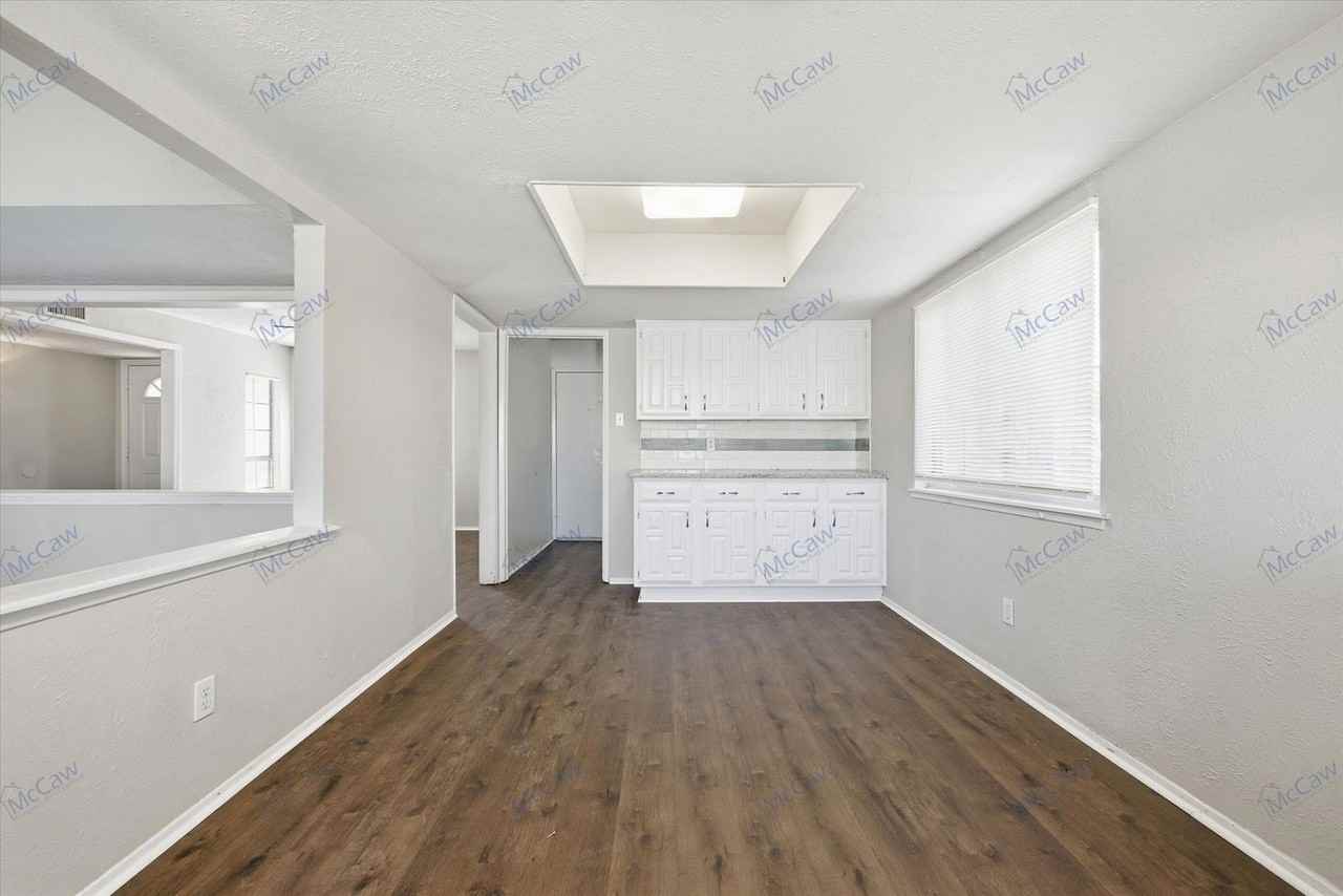 7400 Butternut Ct - Photo 5 of 23