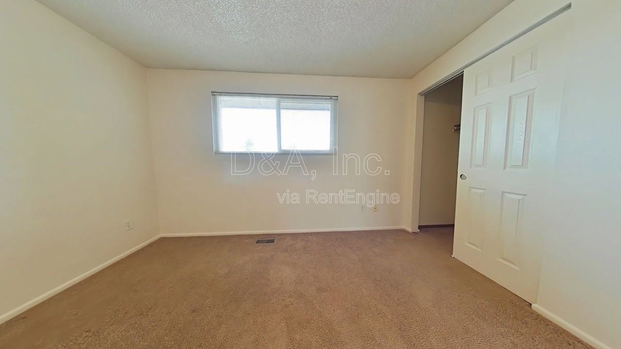 906 21st Ave Sw - Photo 6 of 8