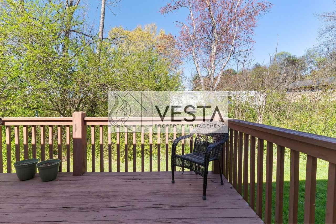 16 Fortunate Dr #B - Photo 4 of 24