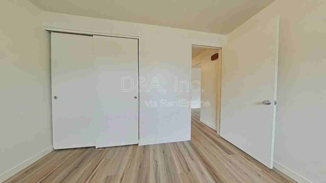 2000 Se Bethel St - Photo 4 of 10