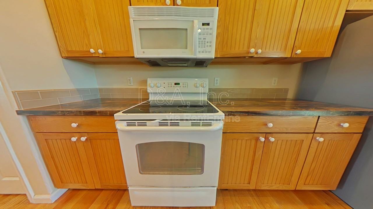 1918 Antelope Ct Sw - Photo 4 of 13