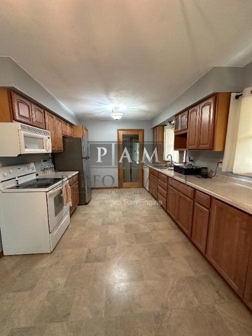 7116 W Armour Ave - Photo 7 of 22