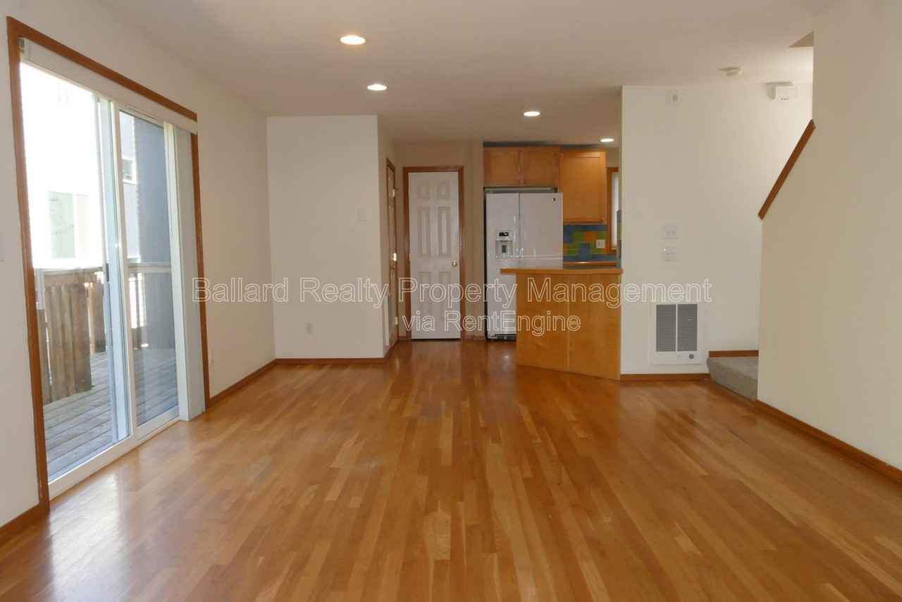 810 Nw 50th St - Photo 2 of 16