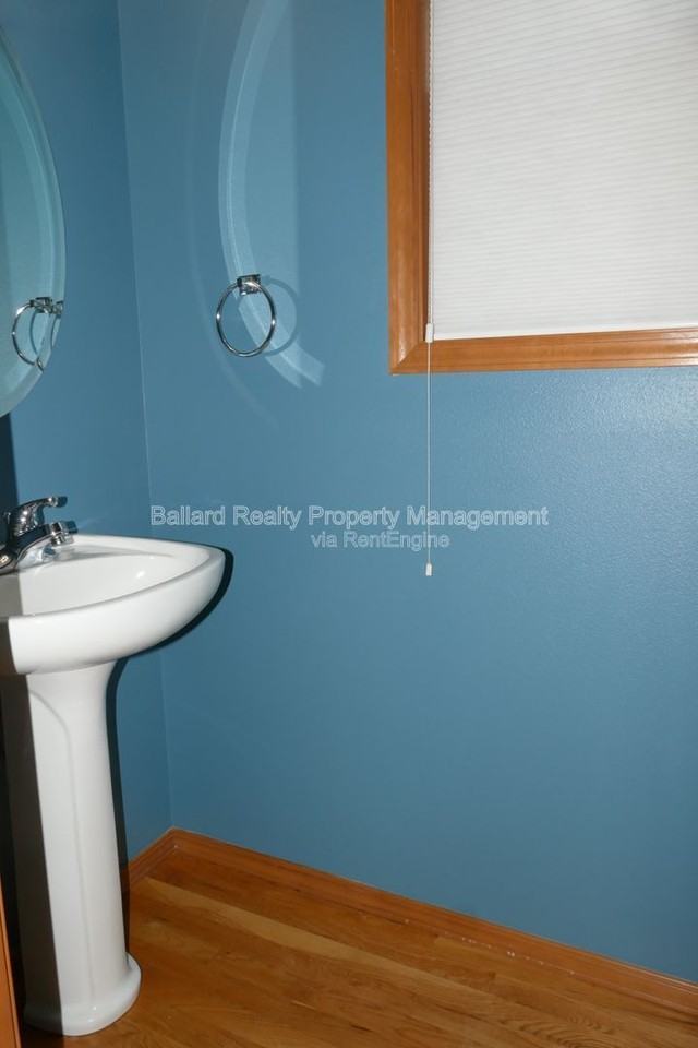 810 Nw 50th St - Photo 6 of 16