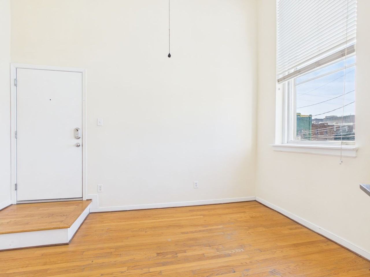 700 N 2nd St #203 - Photo 4 of 25