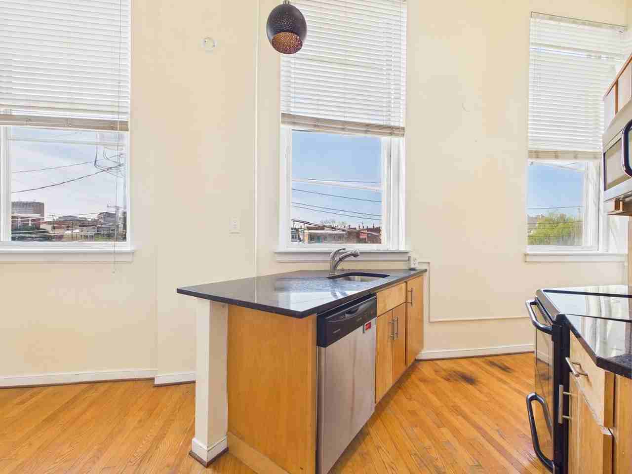 700 N 2nd St #203 - Photo 7 of 25