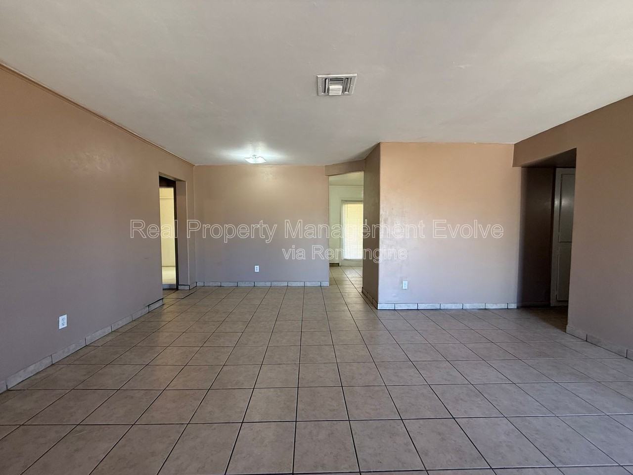 3419 W Marshall Ave - Photo 6 of 27