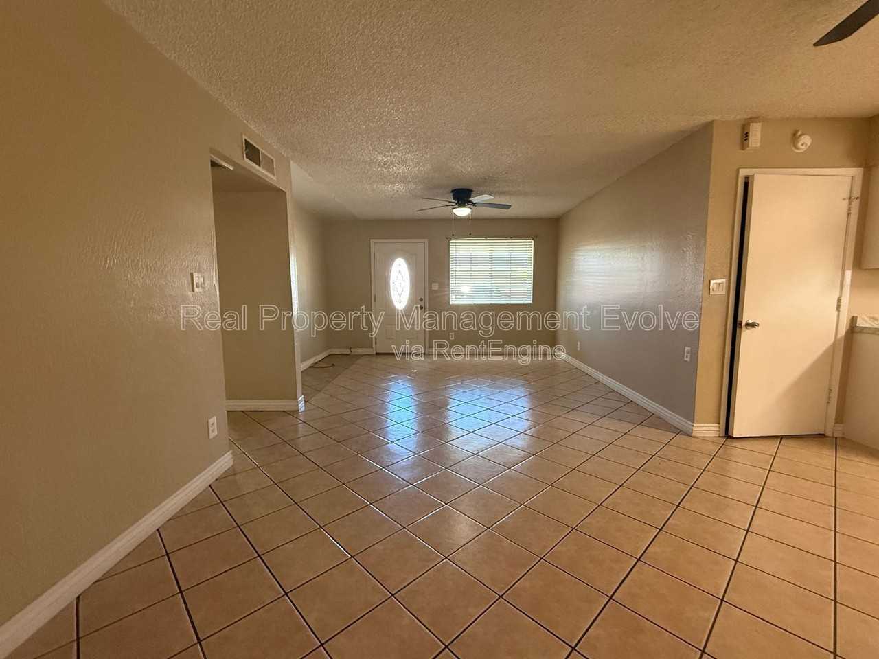 1637 W Muriel Dr - Photo 7 of 27