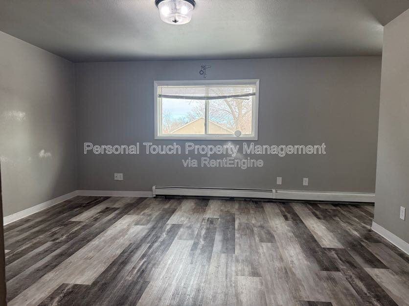 142 6th Ave N #5 - Photo 2 of 5