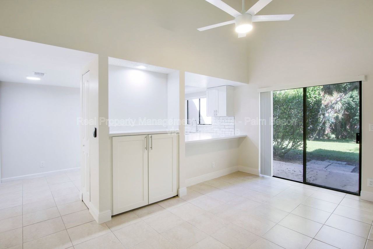 3143 Kingswood Ter - Photo 6 of 27