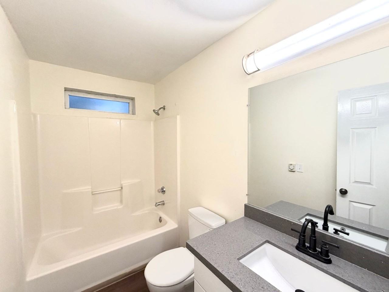 Ridgeline Apartments – Assigned Parking and In - Photo 2 of 9