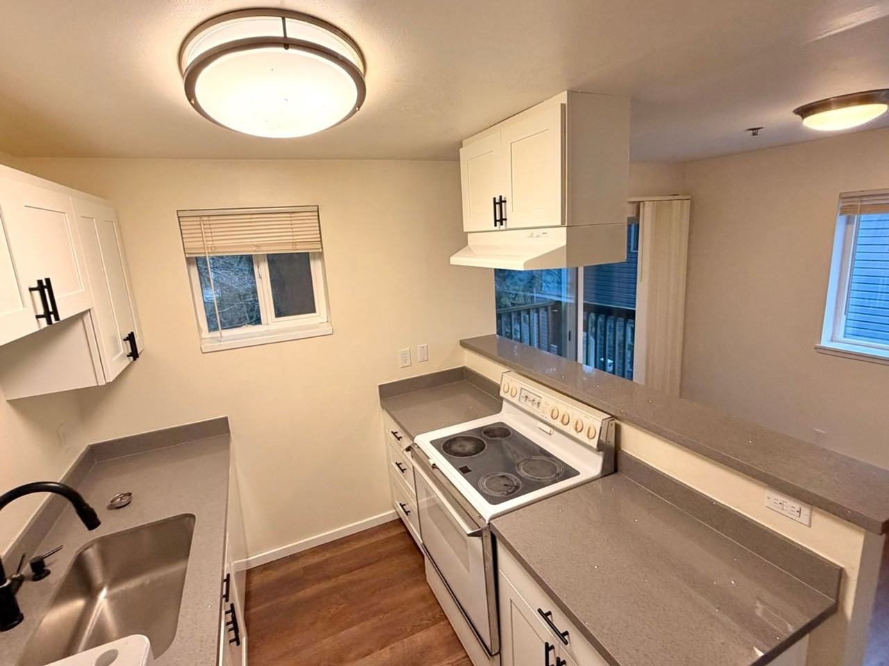 Ridgeline Apartments – Assigned Parking and In - Photo 5 of 9