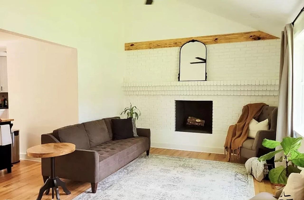 106 Robinhood Cir - Photo 4 of 11