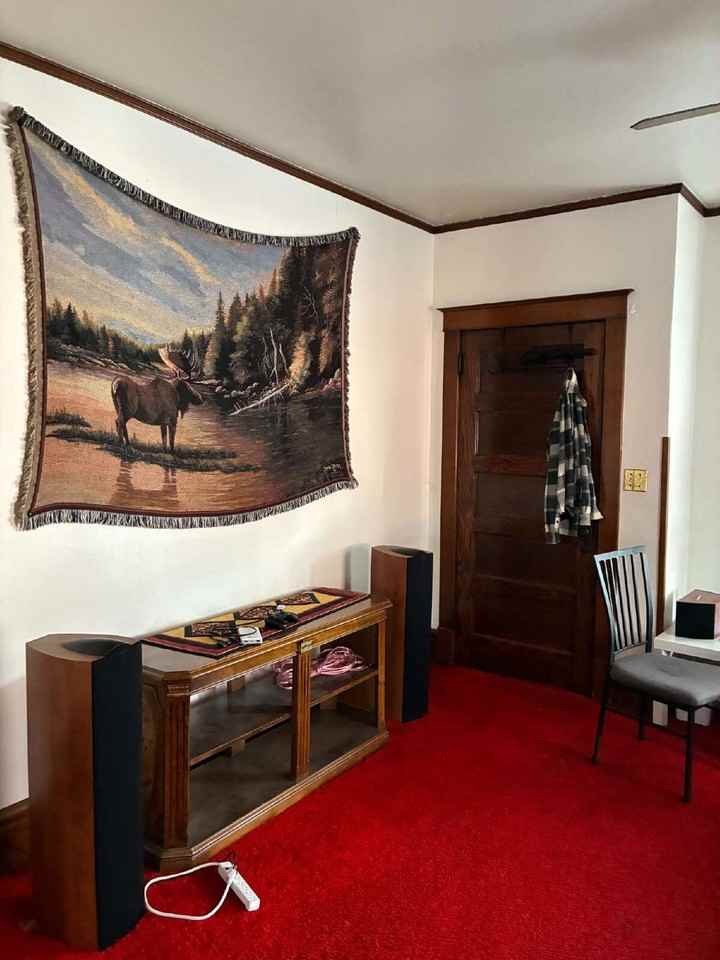 709 5th Ave - Photo 4 of 18