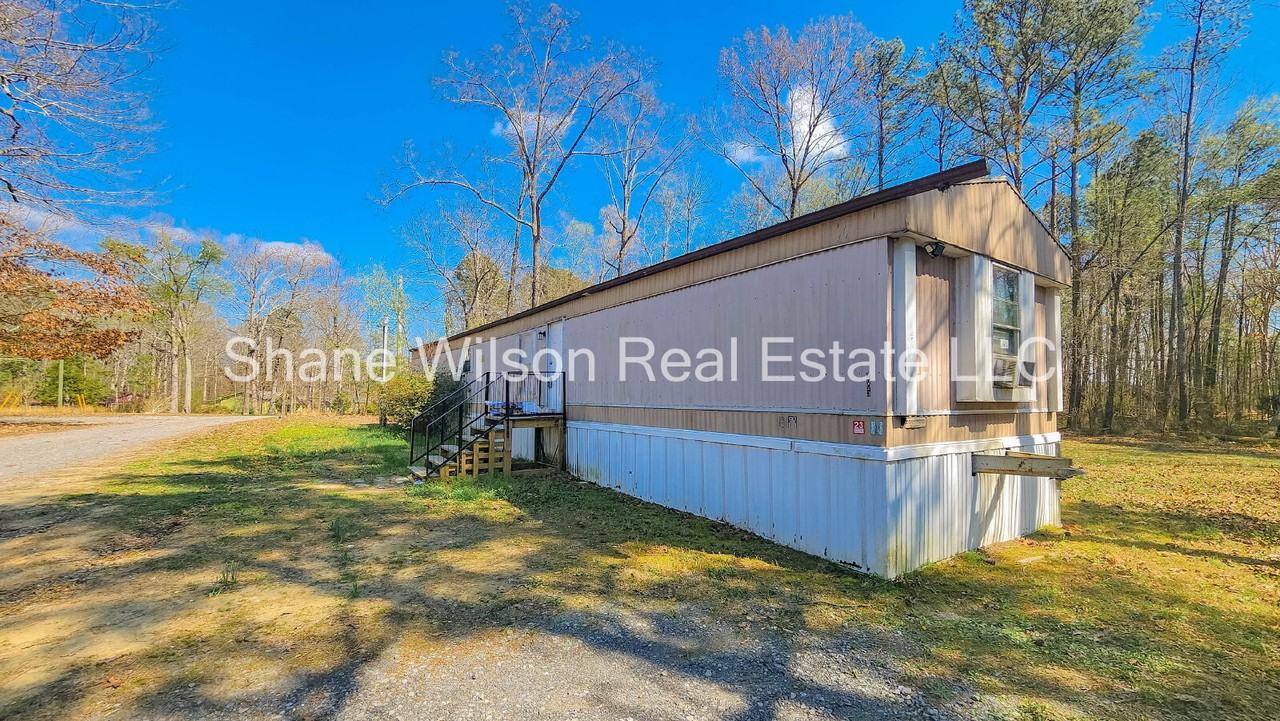 285 Rogers Rd - Photo 2 of 13