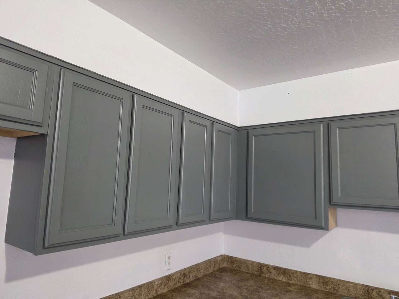 1812 N 26th Pl Apt 4 - Photo 4 of 22