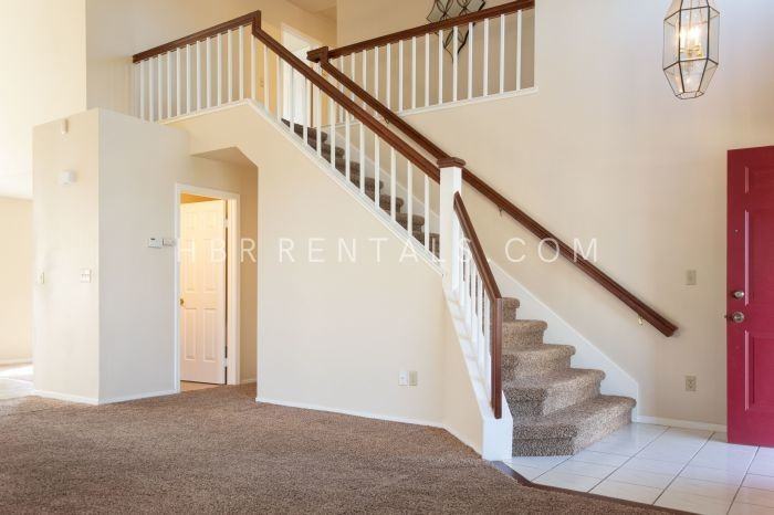 330 Gonzalez St - Photo 3 of 29