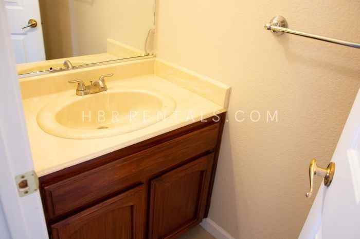 330 Gonzalez St - Photo 5 of 29