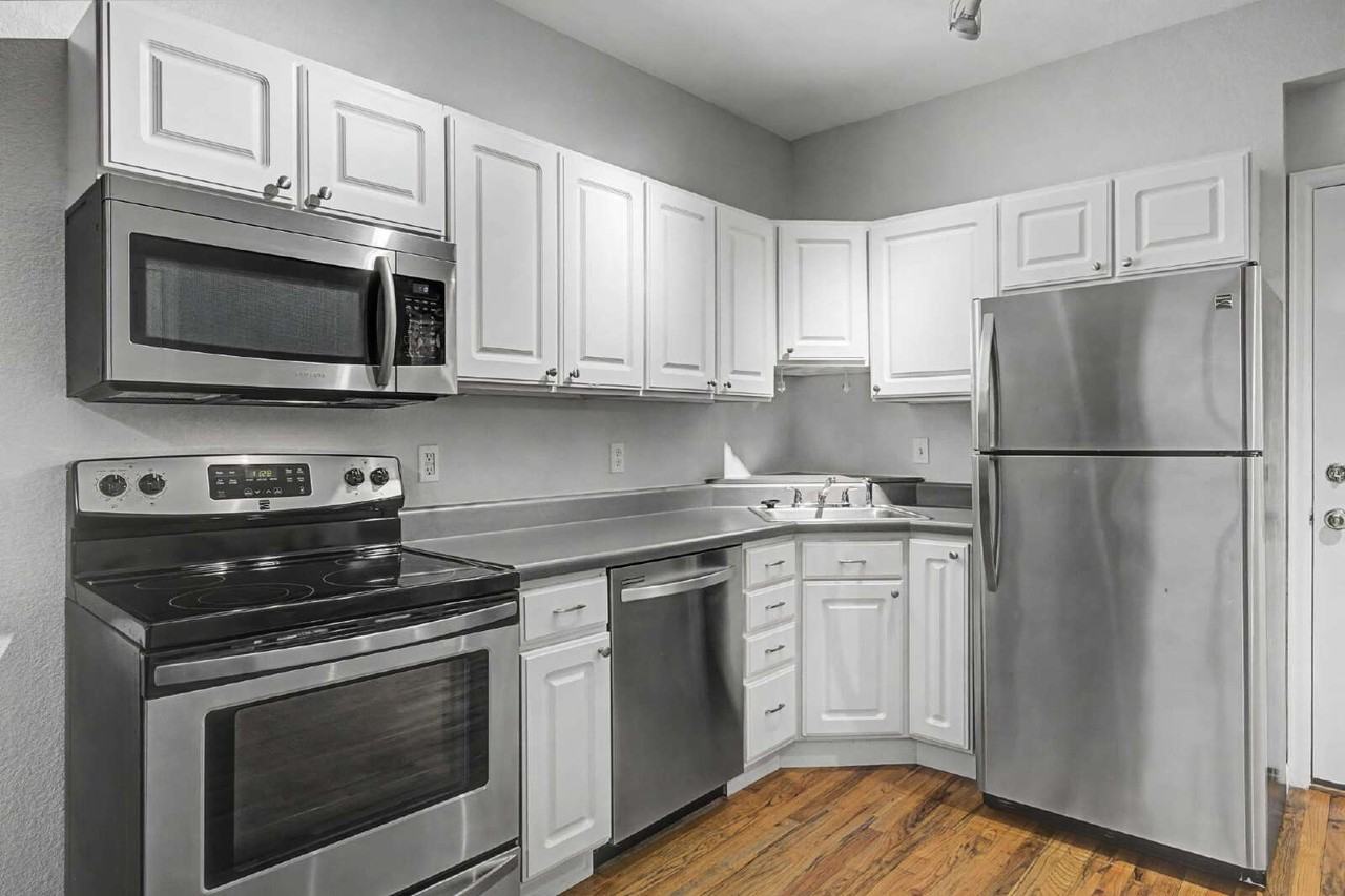 1425 N Washington St Apt 103 - Photo 5 of 23