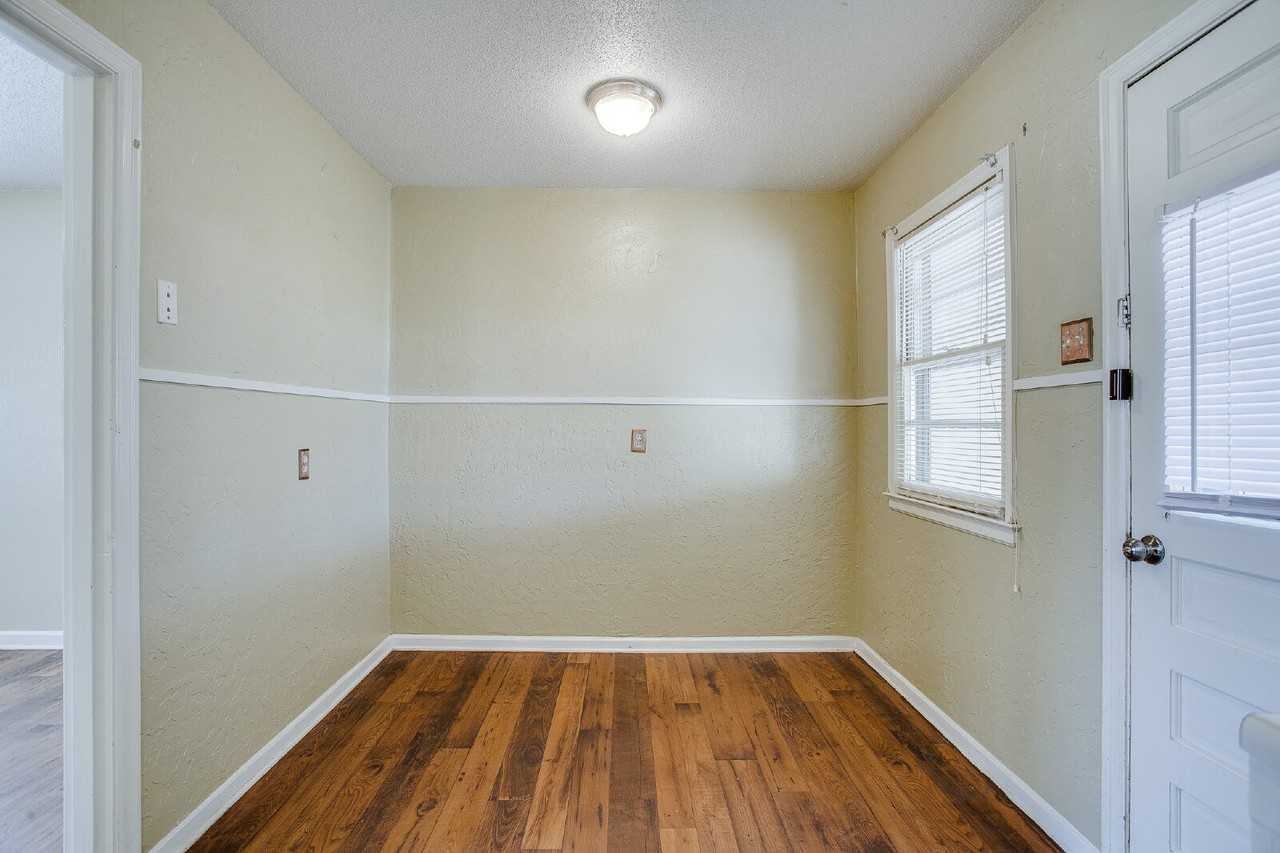 3518 38th St - Photo 7 of 12