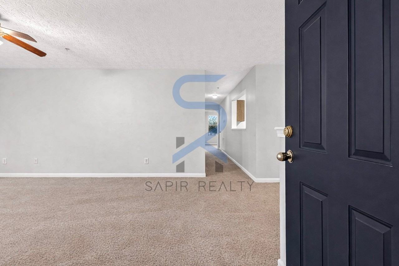 2104 Fairington Club Dr - Photo 3 of 27