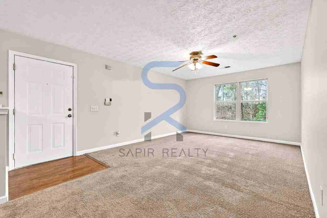 2104 Fairington Club Dr - Photo 5 of 27