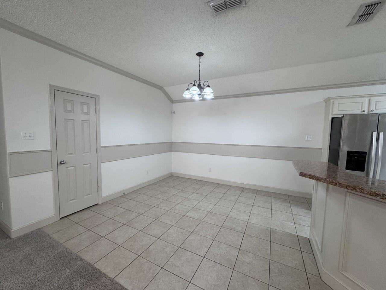 3518 104th St - Photo 3 of 17