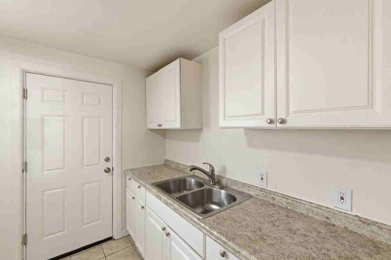 8980 E 12th Ave - Photo 4 of 13