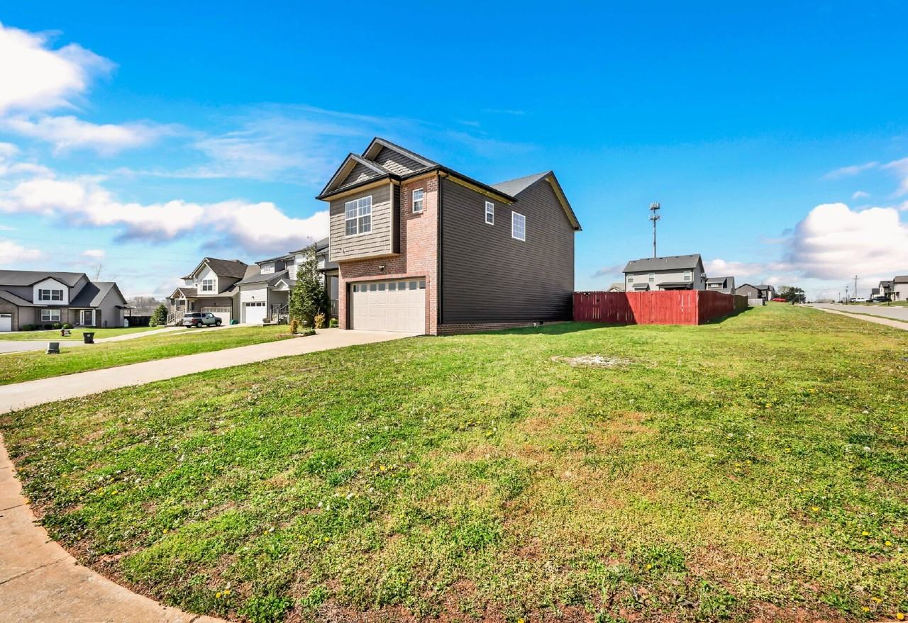 898 Wild Elm Ct - Photo 2 of 30