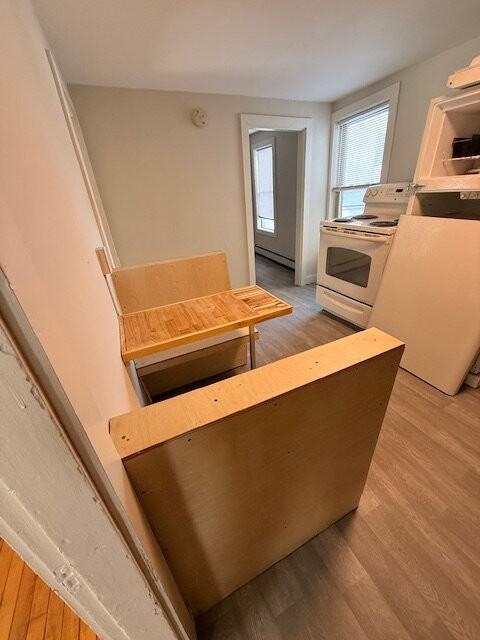 90 Roak St - Photo 7 of 9