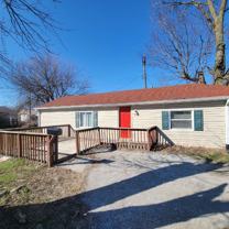 754 N Somerset Ave - Photo 1 of 1