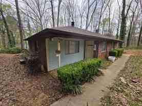 82 Cedar Dr #A - Photo 1 of 1