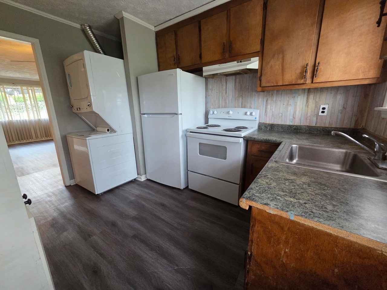 82 Cedar Dr #A - Photo 5 of 11