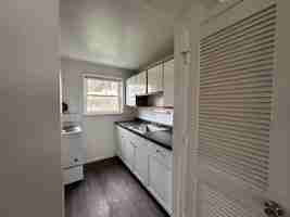 featured image of 245 Perry St #9