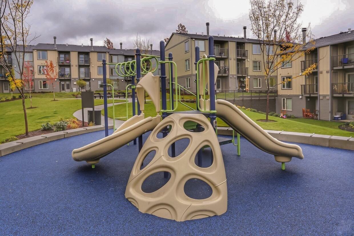 Easton Ridge - Photo 6 of 21