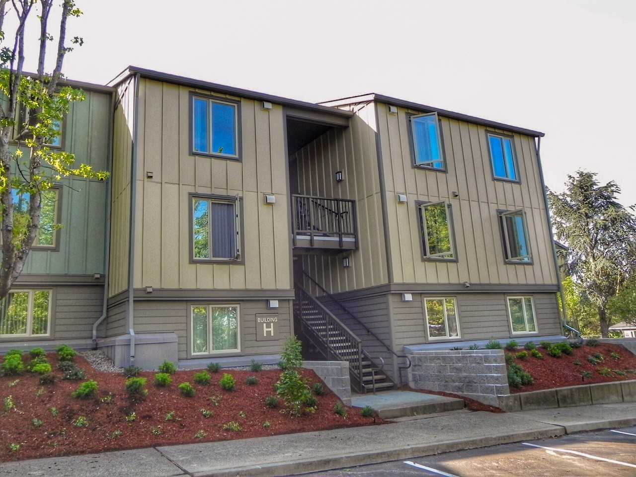 Easton Ridge - Photo 7 of 21