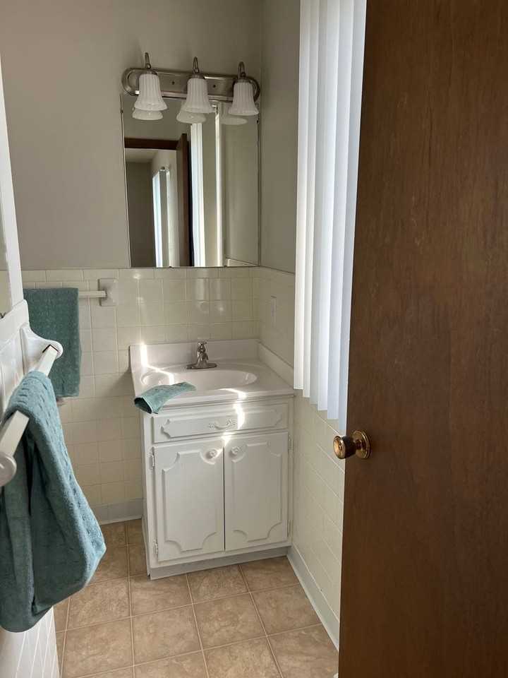 Southpoint Apartments - Photo 5 of 32