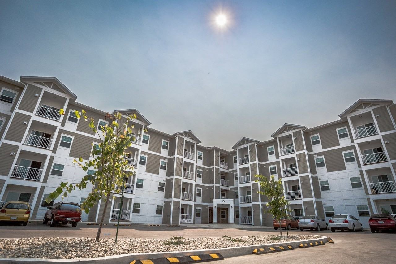 Rochdale Crossing - Photo 2 of 17