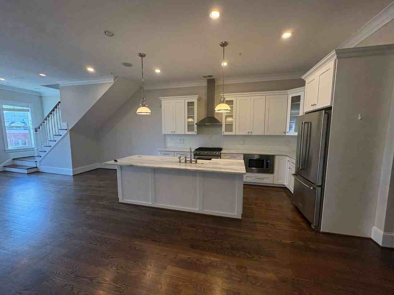 3624 10th St Nw #6 - Photo 4 of 13