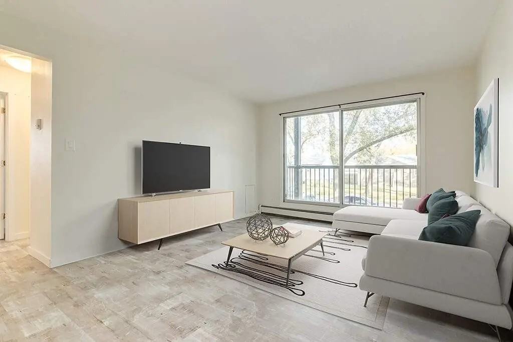 Evergreen Apartments - Photo 2 of 16