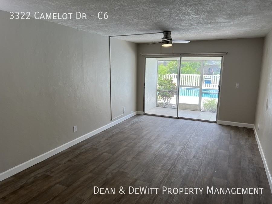 3322 Camelot Dr #C6 - Photo 5 of 12