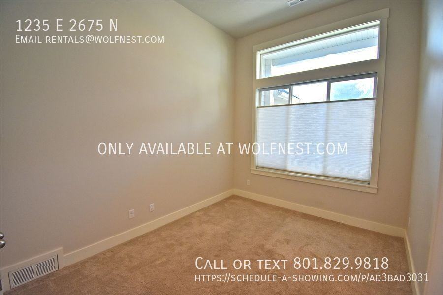 1235 E 2675 N - Photo 5 of 24