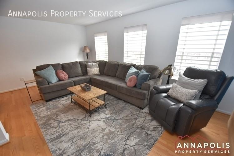 1424 Anna Marie Ct - Photo 7 of 23