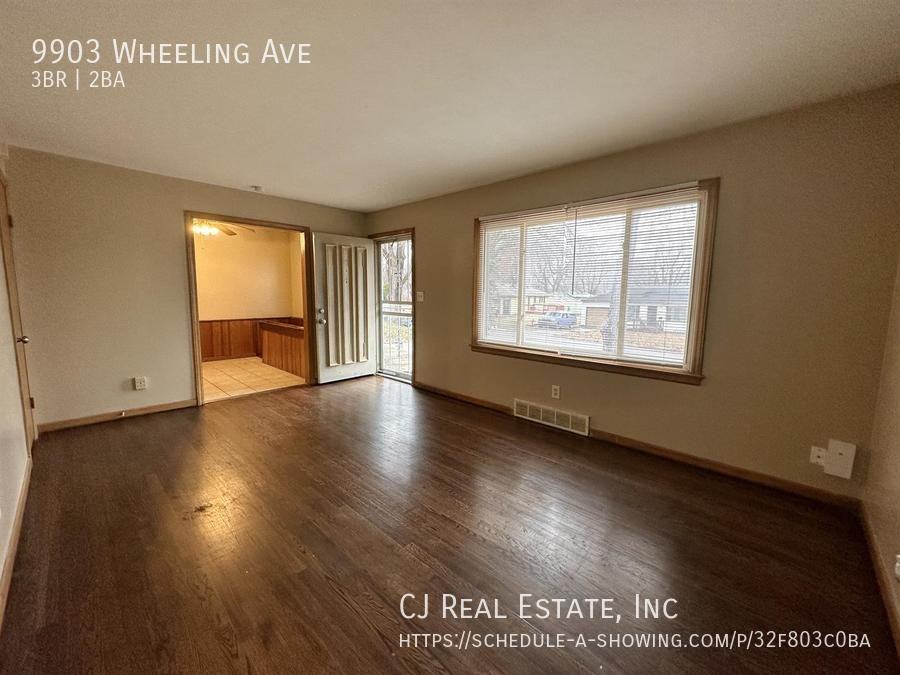 9903 Wheeling Ave - Photo 2 of 9