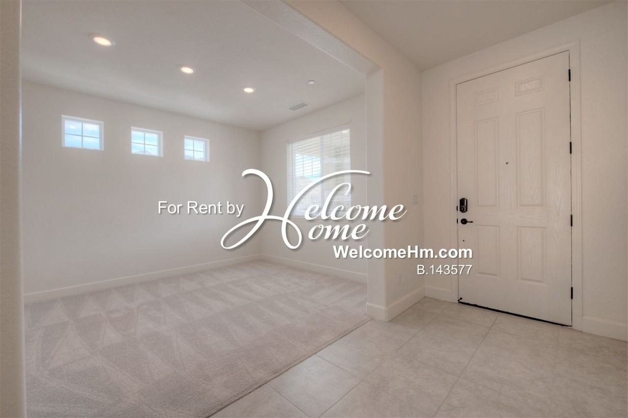 3262 Rimini Dr - Photo 4 of 32