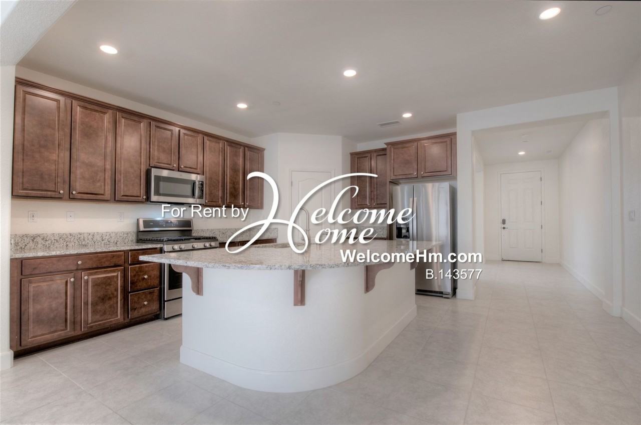 3262 Rimini Dr - Photo 6 of 32