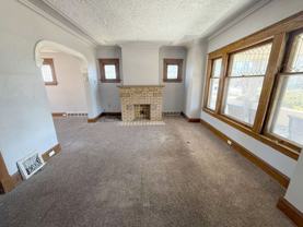 15401 Grovewood Ave - Photo 1 of 1